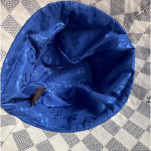 LOUIS VUITTON Bob Azur Damier Checkered Navy Blue Ivory Bucket Hat S/M - Picture 4 of 10